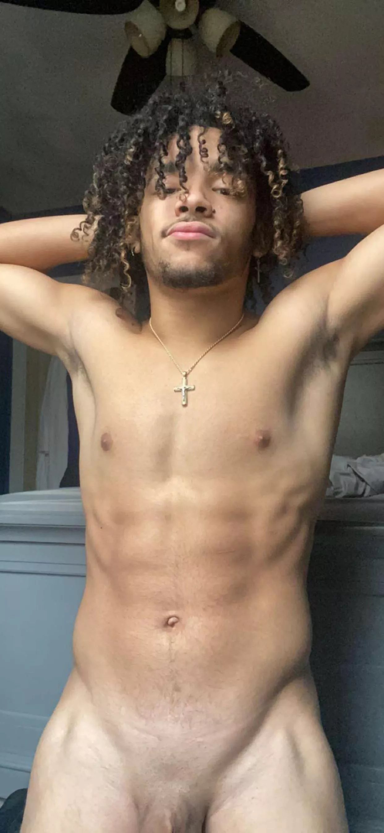 25. USA ATHLETES!!! Hmu with a face and body pic to be added to muscle group. Like if you wanna join (Pay pigs get automatically added) Bryce_j202j