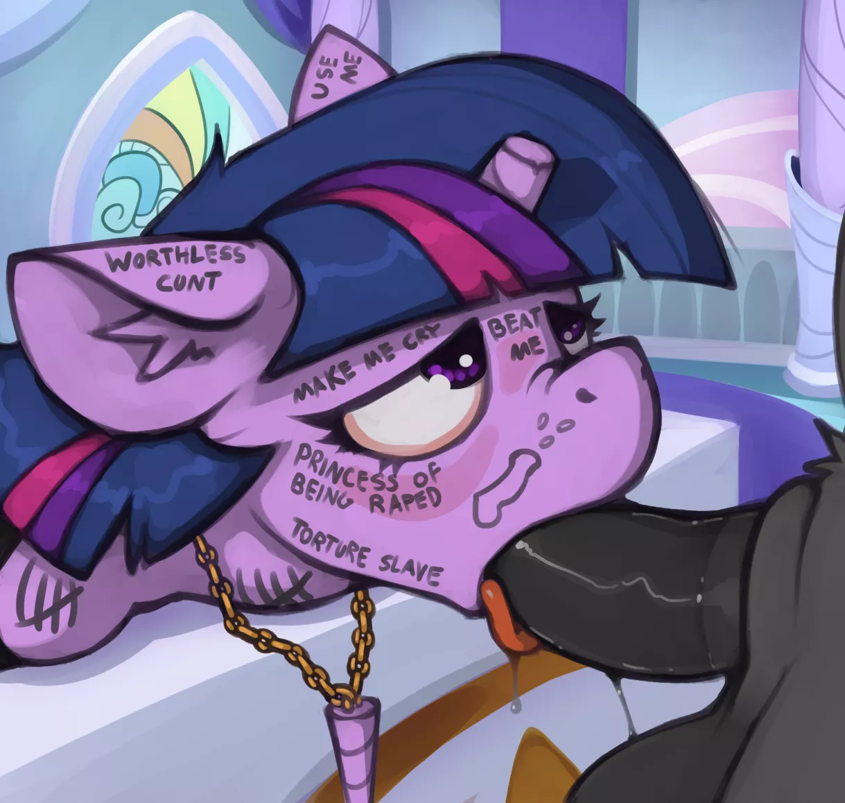 Broken and dehorned Twilight (by marsminer)
