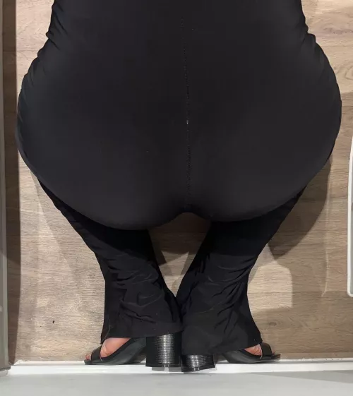 Caption my ass please