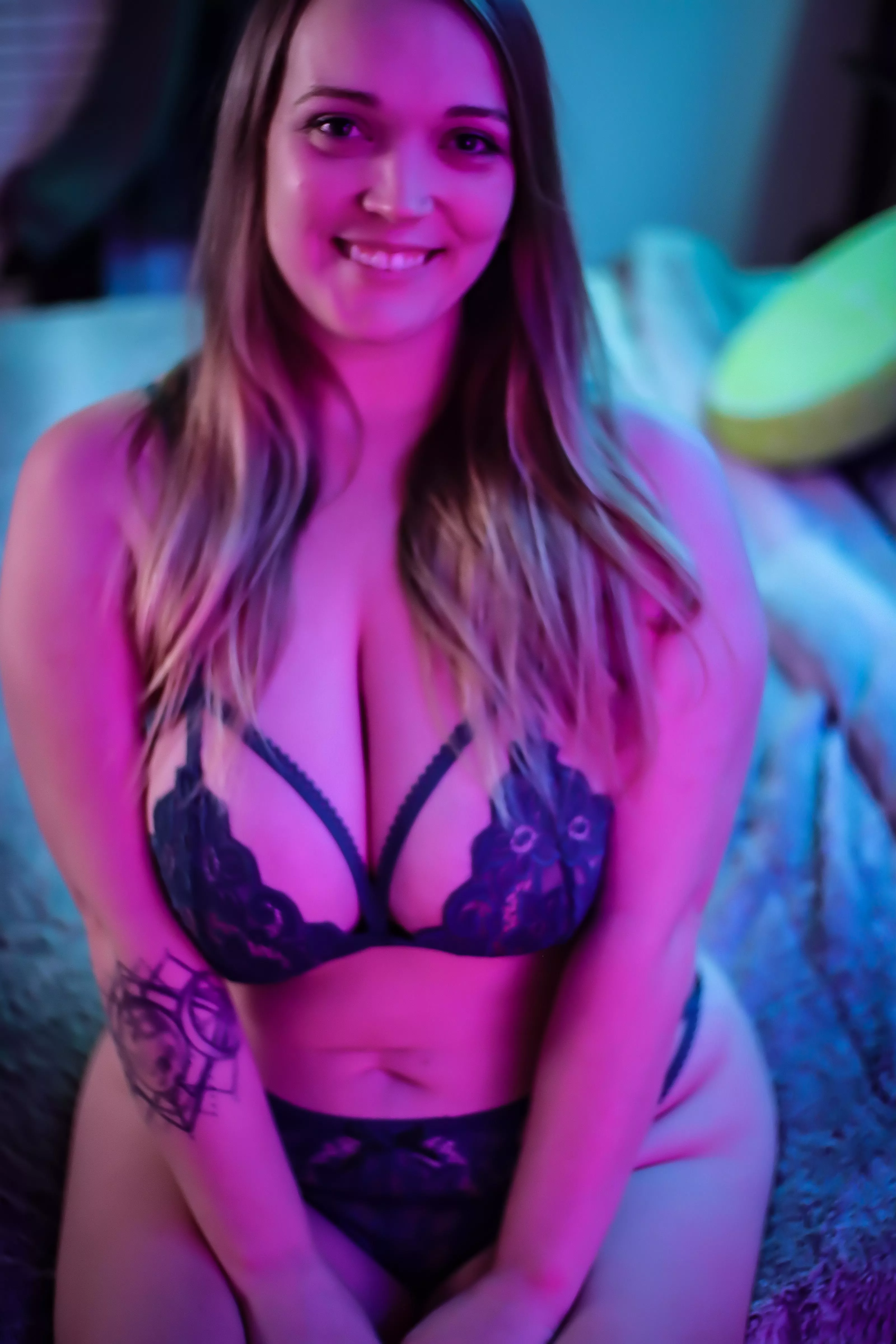 do you like my outfit 💞😈💞