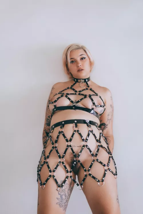 Get down on your knees and open your wallet for your Mistress💵.[domme]