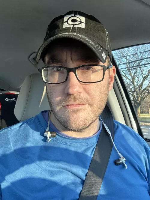 Heading to the gym the day after Christmas. 💪