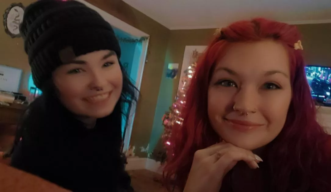 hope y'all are having a good night [19F & 28F]