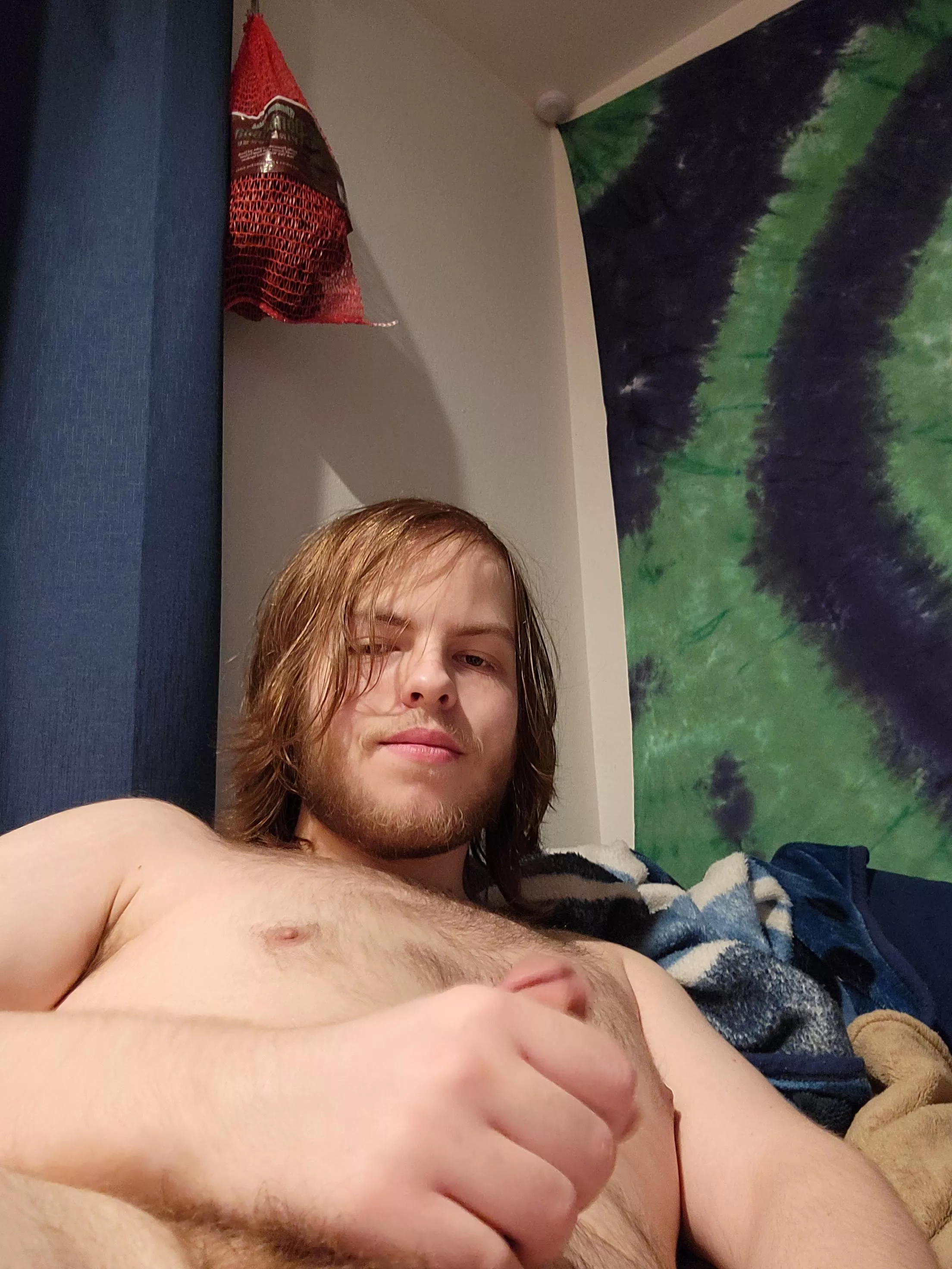 horny after the night shift ;) dms open for all.