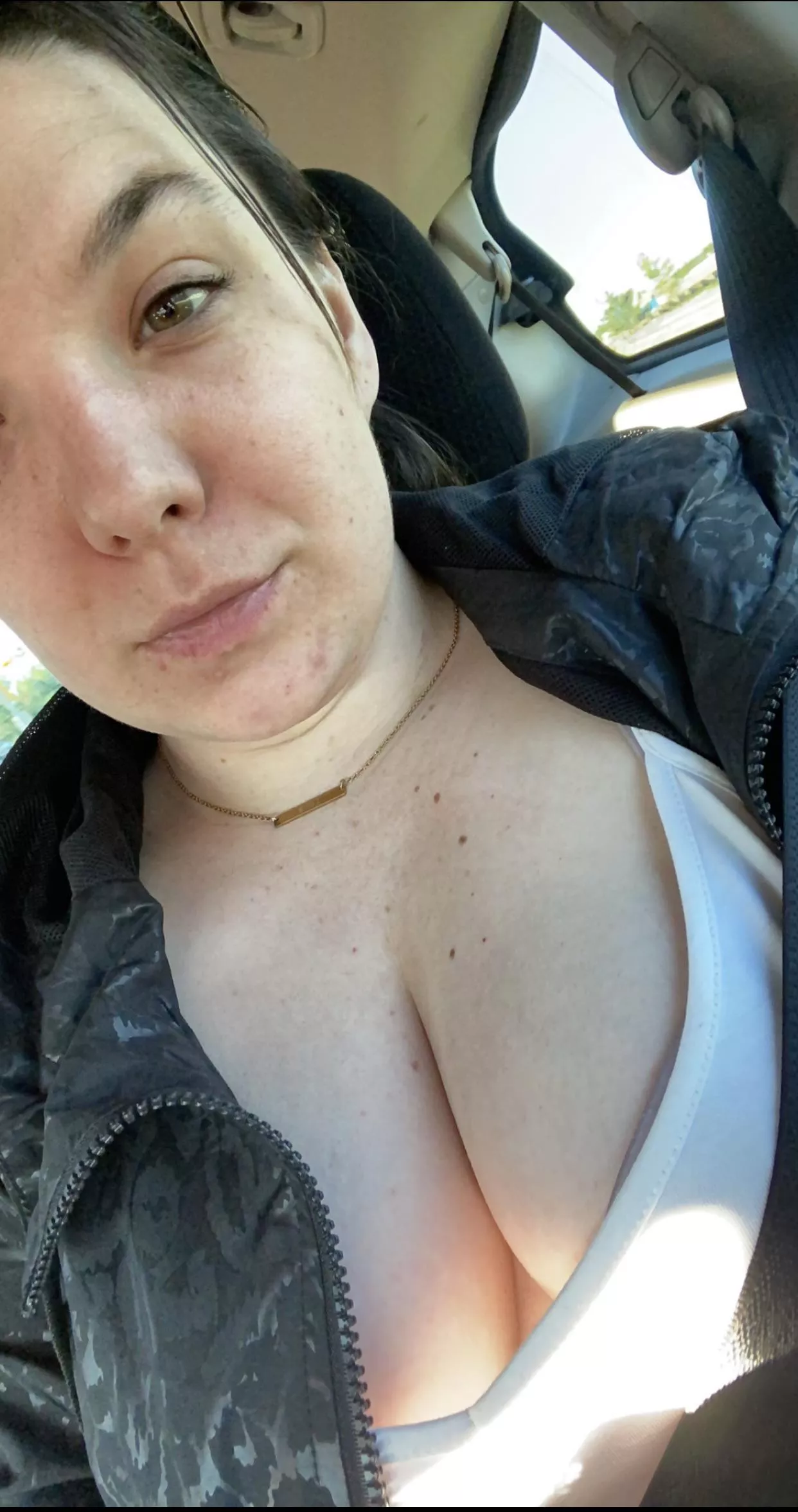 I love how my eyes look in this pic 😉