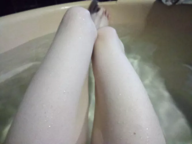 I'd love a thigh massage right now~