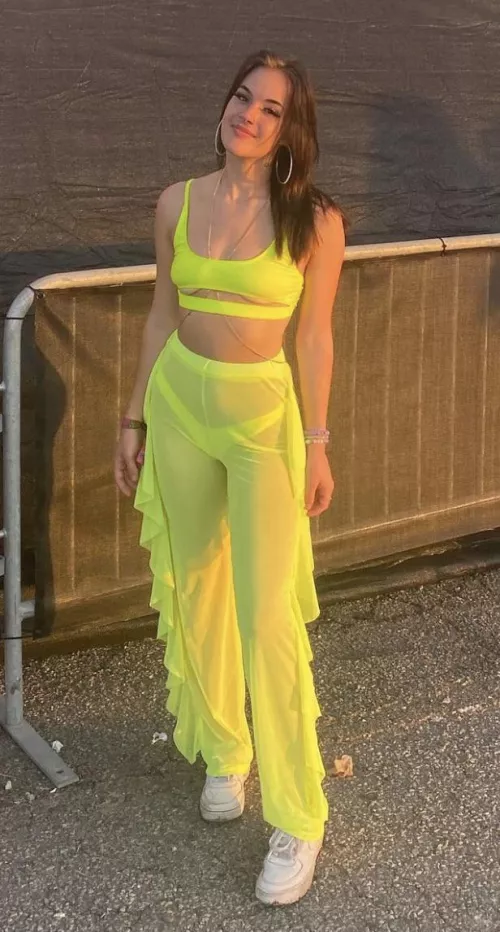 In detail what is your favorite body part?