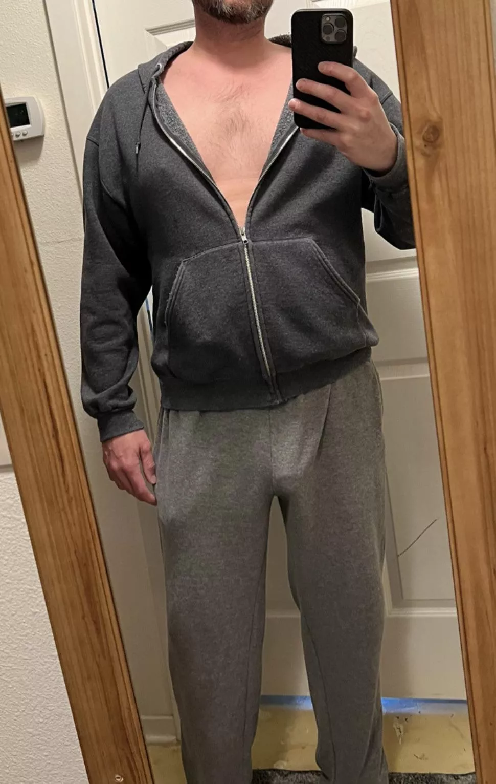 It’s gray sweats season