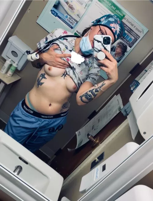 Just checking in on my favorite patients today😘😘