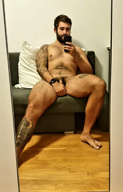 ladies DM me for more 😉