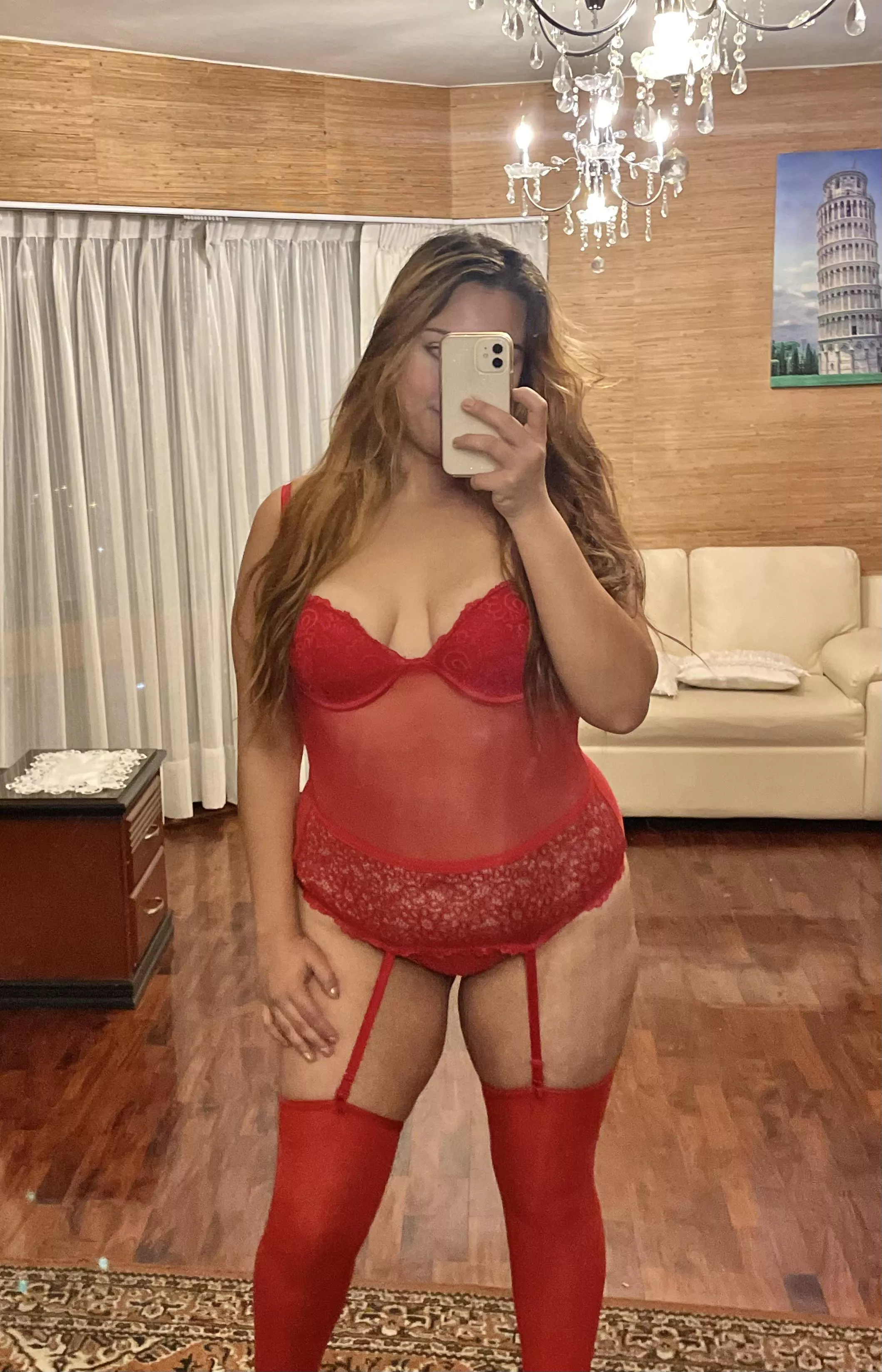 Let’s tease each other with mirror selfies 💞