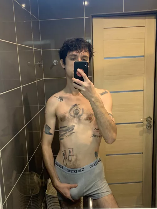 Looking for texting friend for the start!