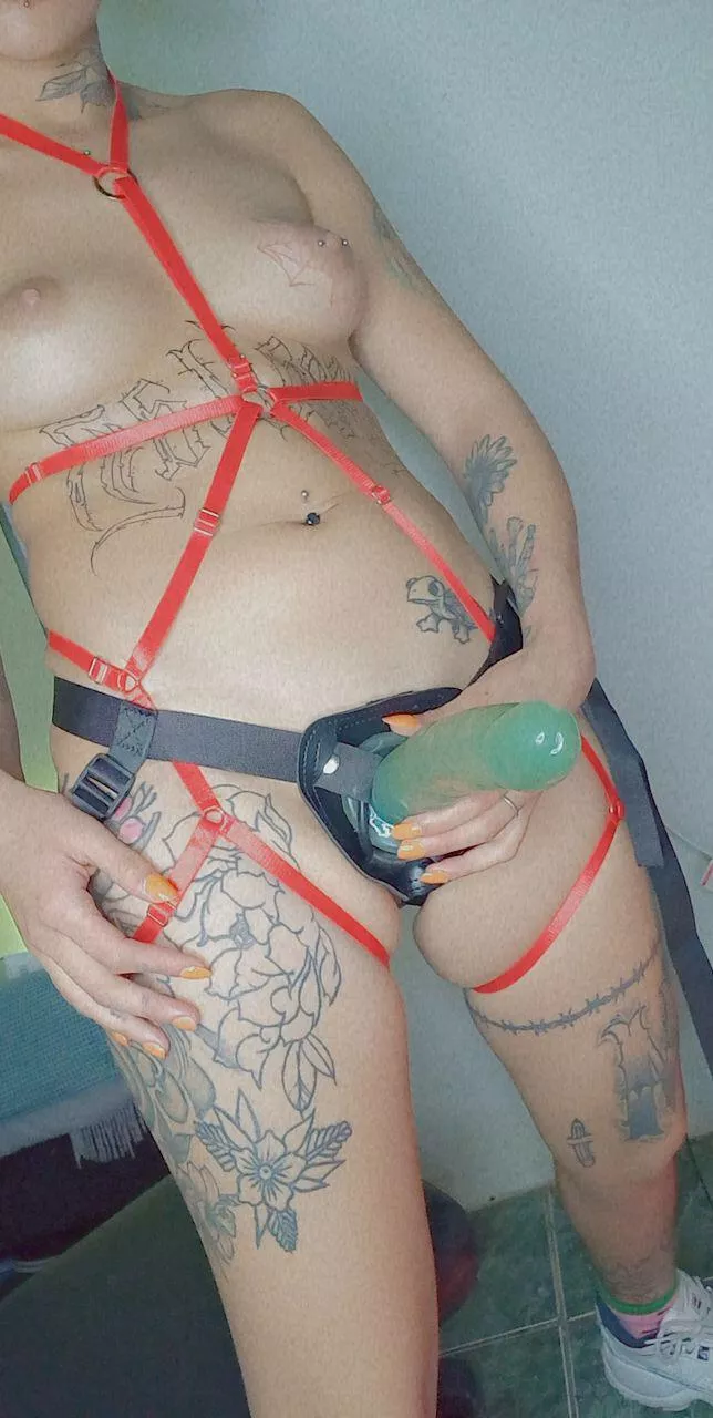 Merry Christmas bitches! I want to play🥵🥵