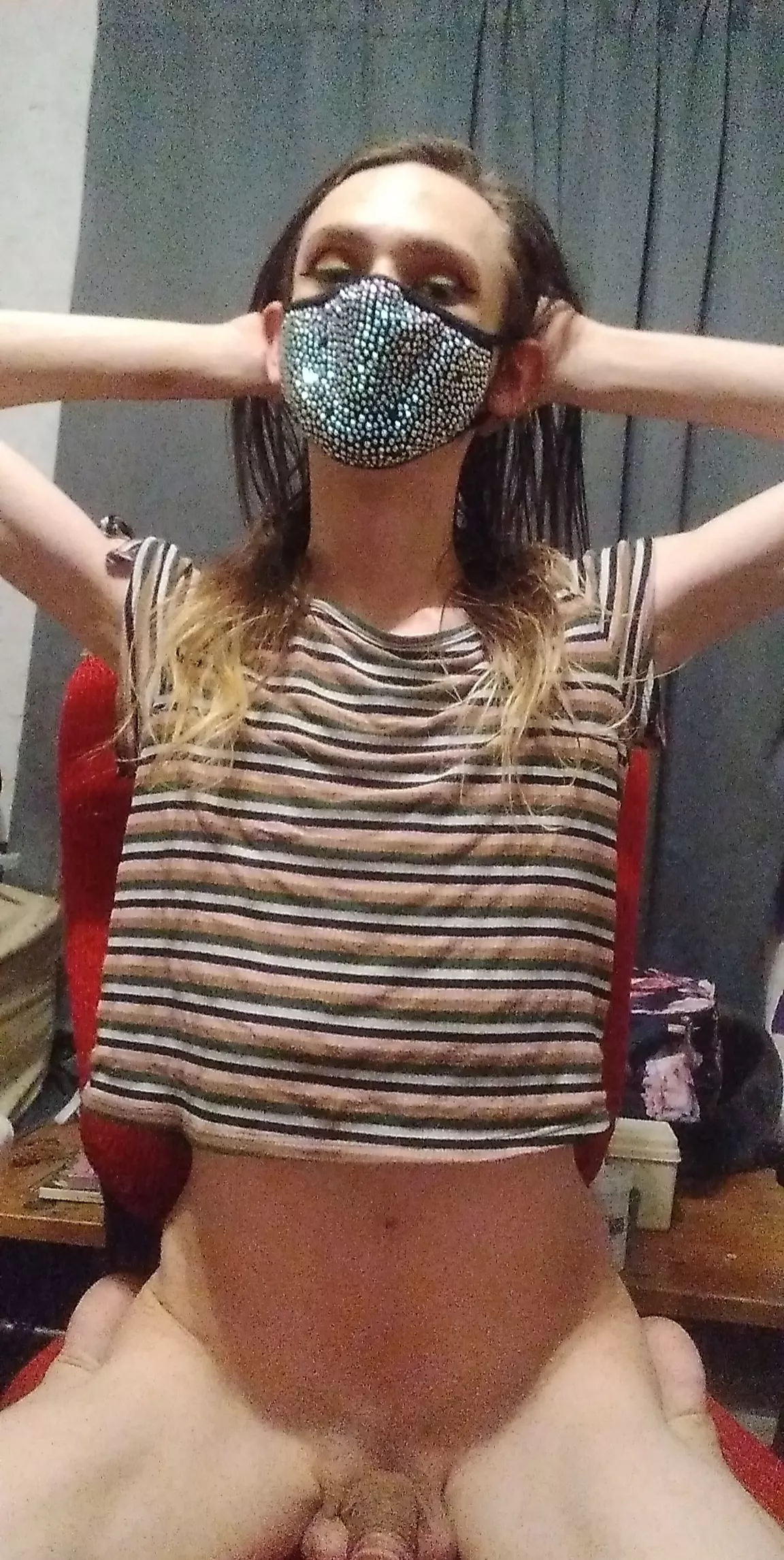 Merry Christmas here's a little present for you😘