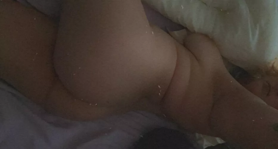 Merry Christmas, I’m your present 🎁