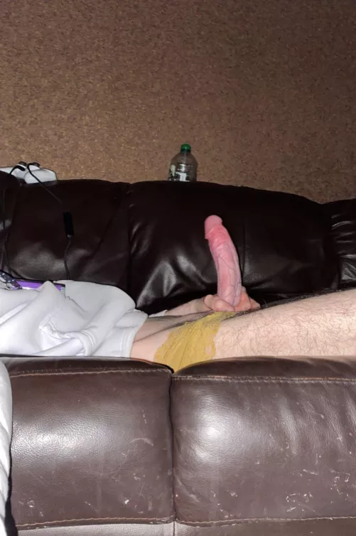 Never been used. Who wants to take the first seat?😈💕