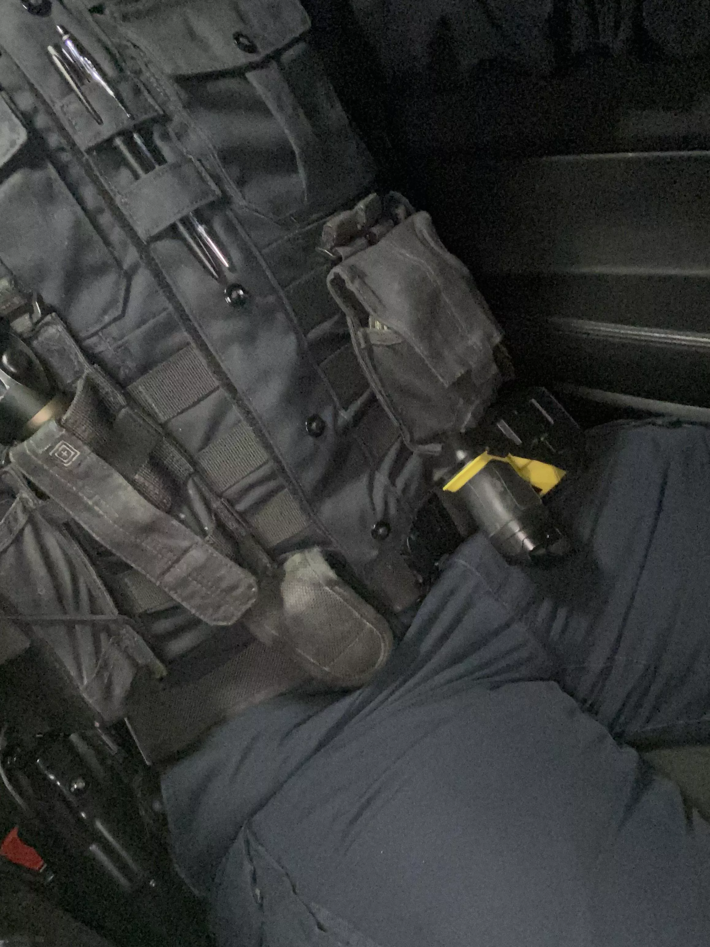 Slow Christmas shift. Any ladies wanna keep me company??