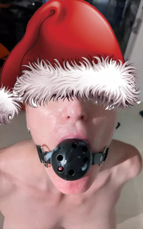 SubmissiveSunday, Christmas Edition! (with a gagball tremendously too large for me LOL)