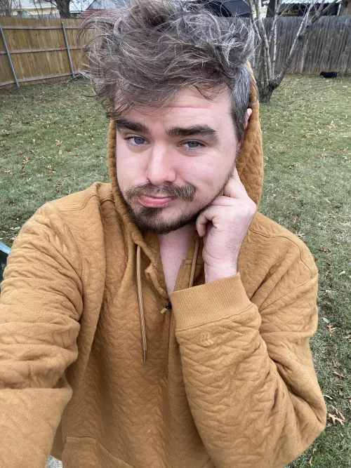 Want to watch someone play 😚