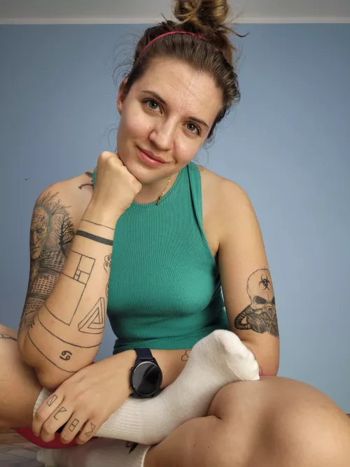 Wearing my high ankle socks today!