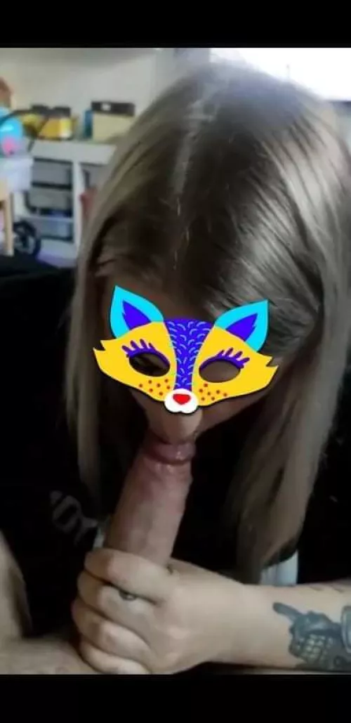 who is up next to swallow my dick 😈