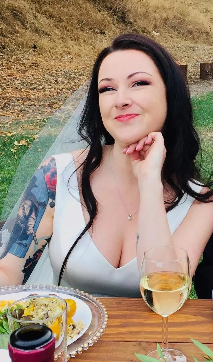 Who’s trying to unwrap me for Christmas