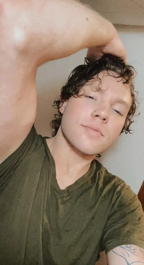 wishing everyone a happy, hangover free holiday 🤣🎄🫧