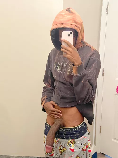 [18] I have to hide this at school …