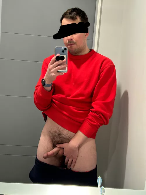 [29] let’s chat? into all kinds of stuff.