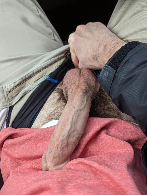 (35) When a redditor gets you so turned on you have to take it out at work