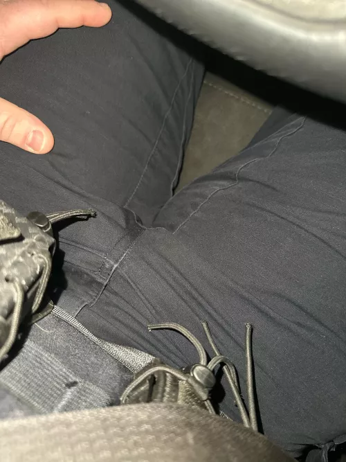 38 married police officer, I’m bi, any skinny gay/bi guys want to chat? I’m chubby and hairy. 19+ only