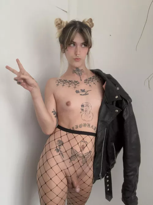 A little bratty girlcock