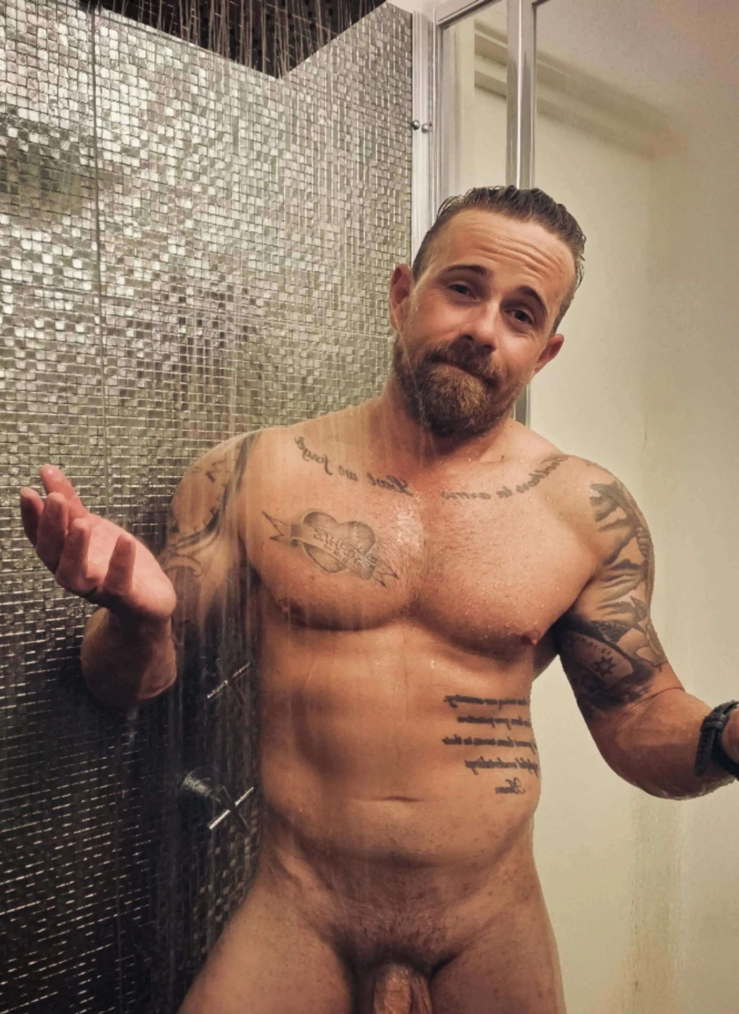 Another day another shower 💦