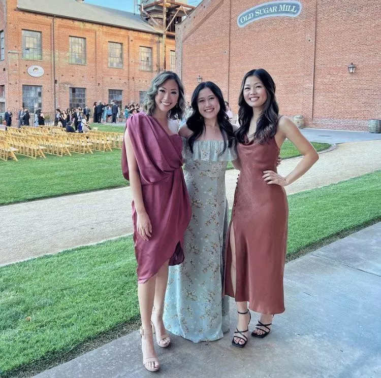 Asian Girls in Dresses