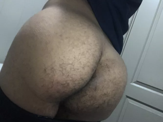 At work rn but I really need my ass ate