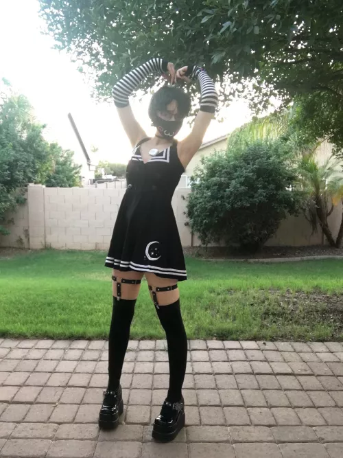 Back when I first got like 90% of my hair chopped off. Can’t decide if I wanna grow it out more or cut it again @~@