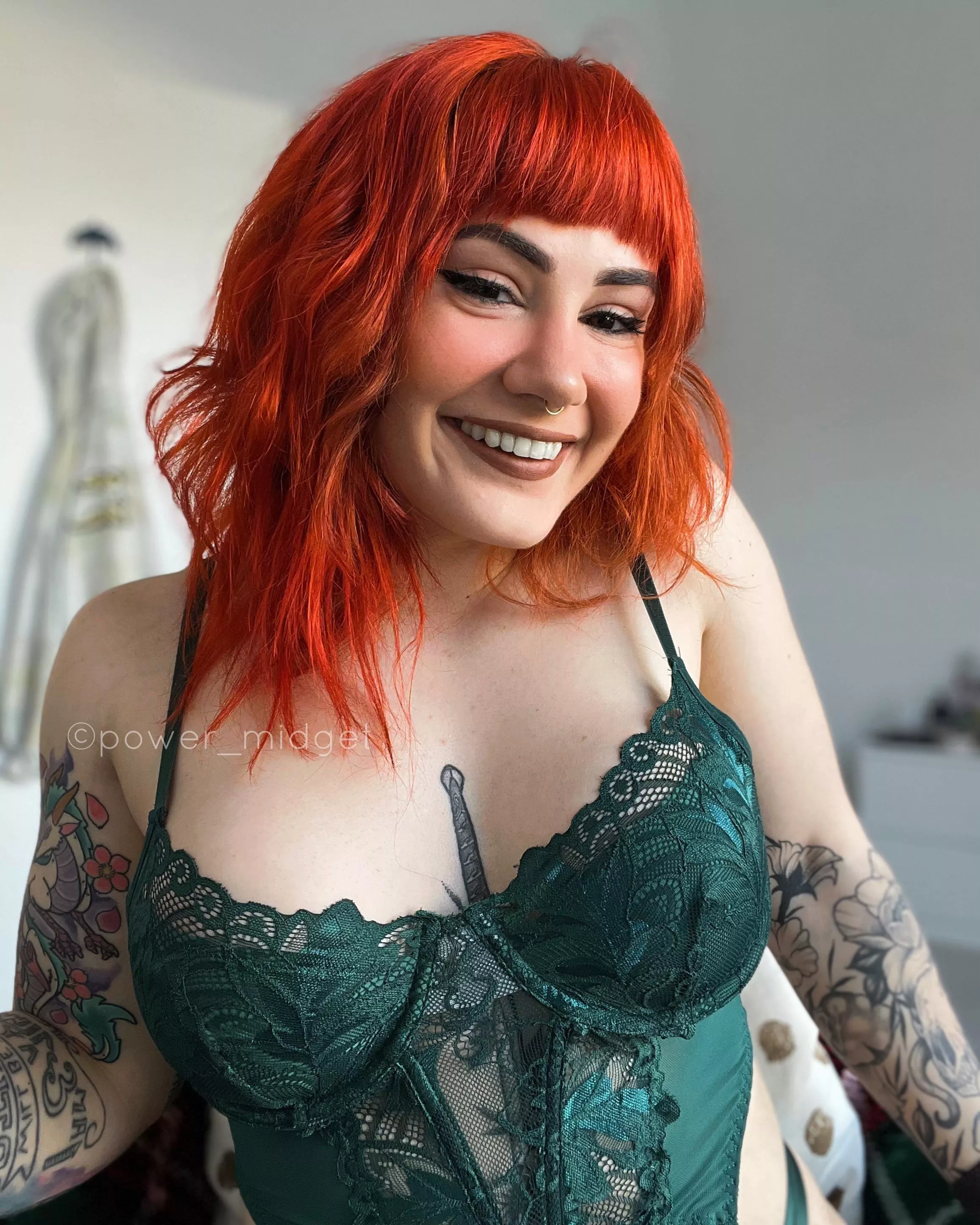 Big smiles for you 🖤