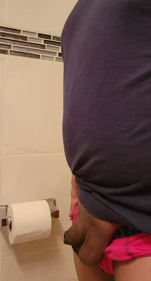 Bout to take the morning leak I should probably aim