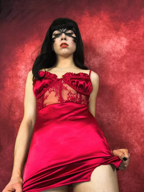 Boxing Day drains and I’m boxing you in, Trapped by My Power has your head in a spin, I’ll take your assets but your soul is where I begin, Corrupting that mind. Getting under that skin. Approach for Teamviewer and crypto drains, spinwheels/games and