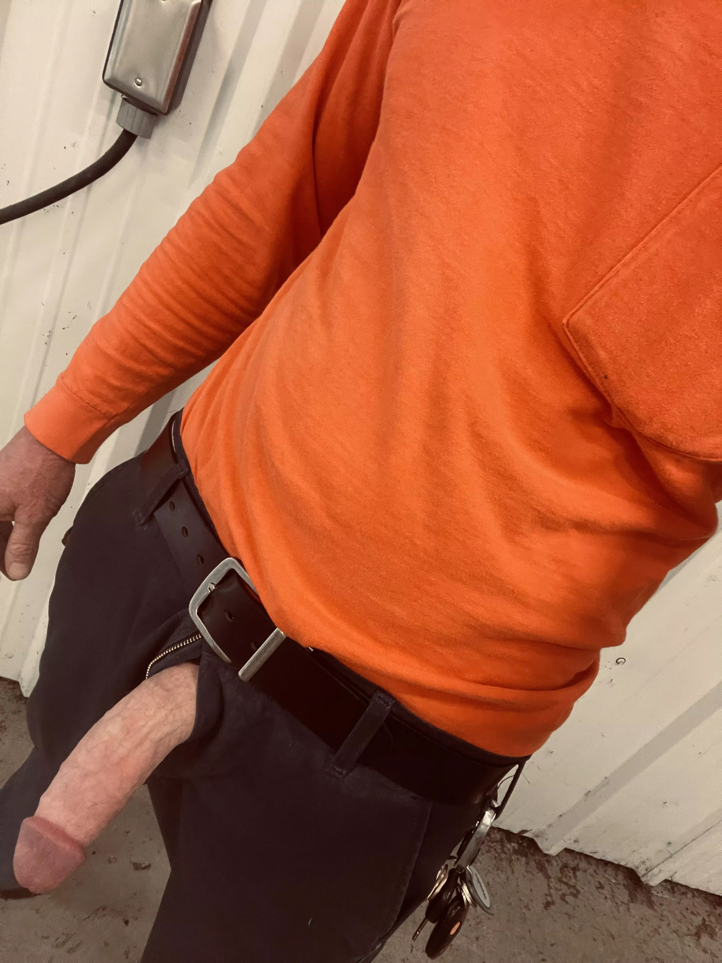 Break time blowjob anyone?