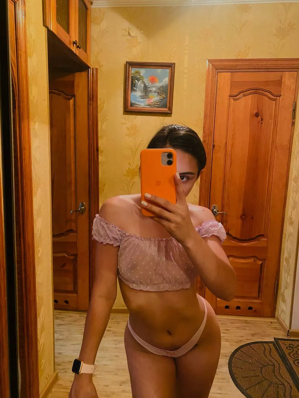 Come be my distraction