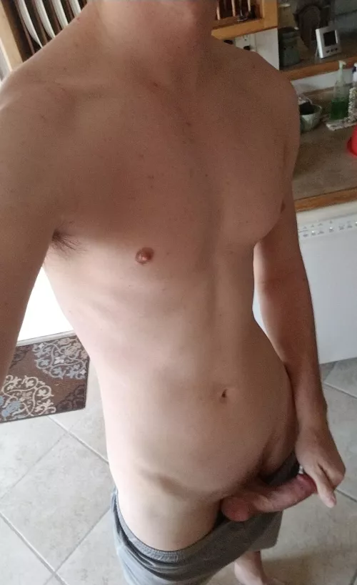 Come help me in the kitchen?