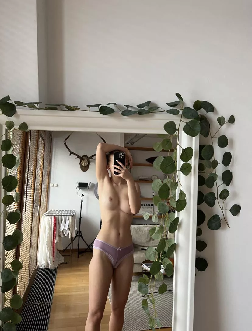 Easy access to the fun bags :3