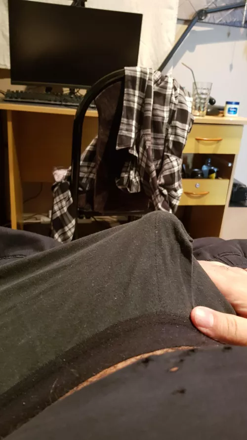 explore this tent for loot