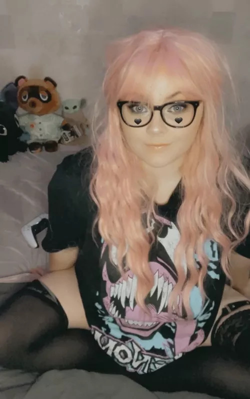 F18+ Gamer girl selfie xx