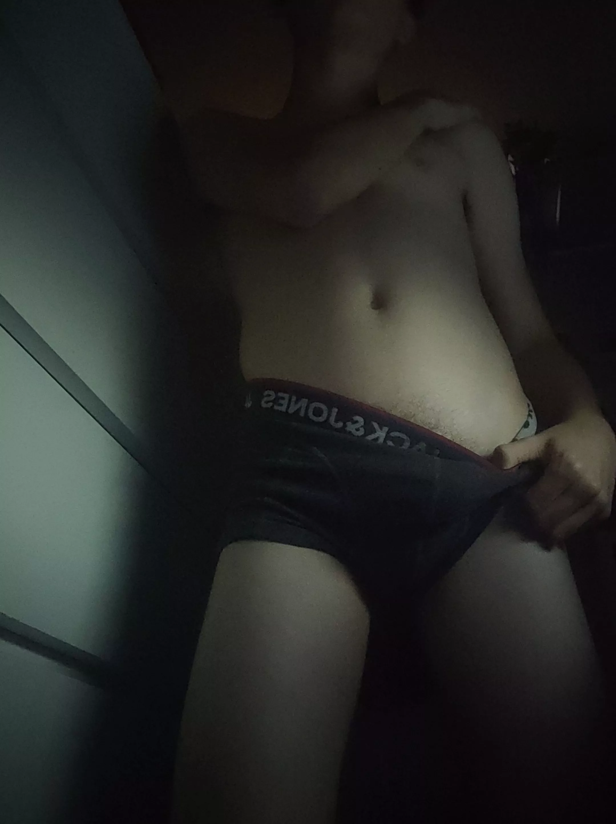 Feel free to DM - Feeling cute