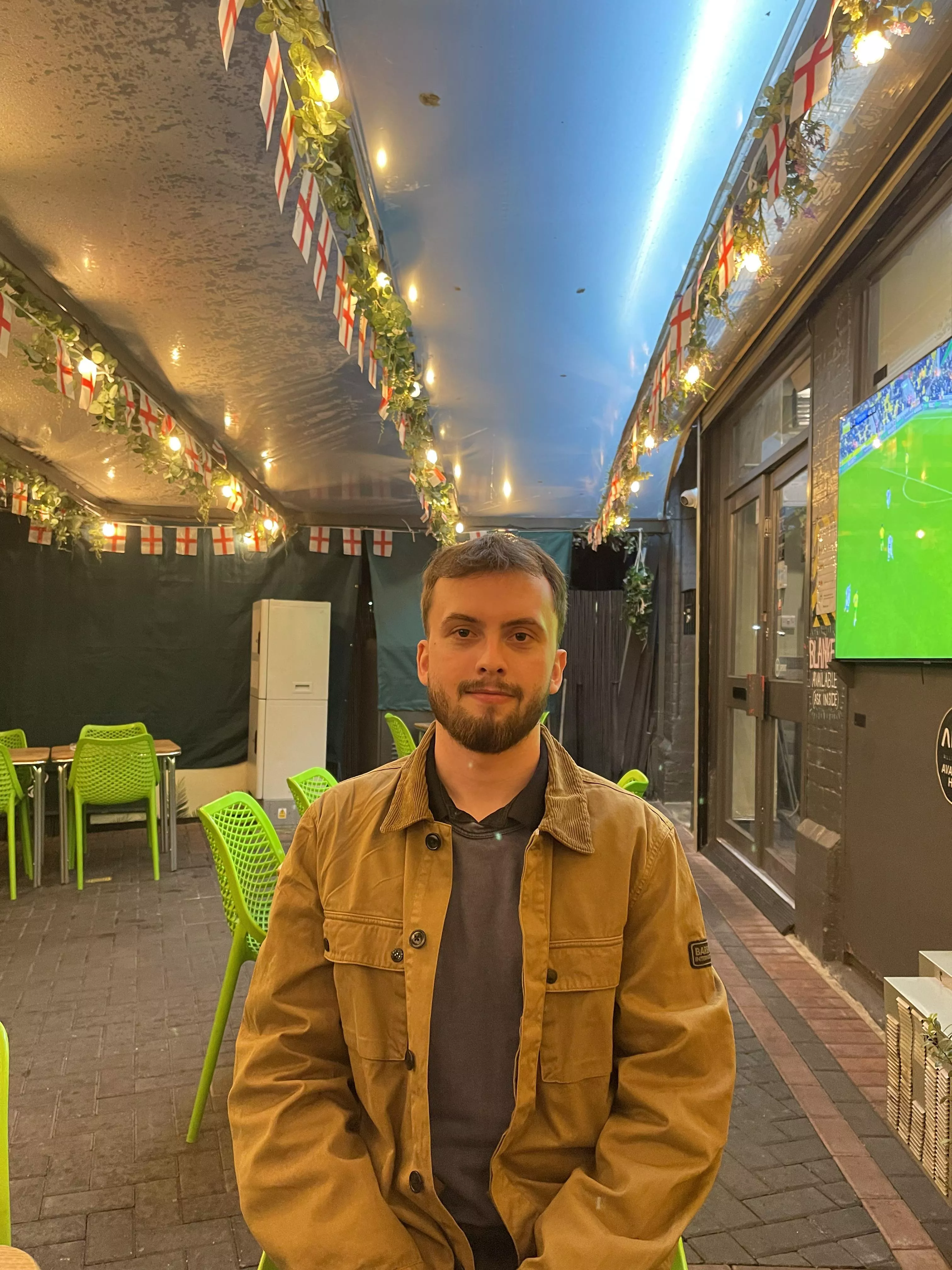 Feeling merry down the pub!