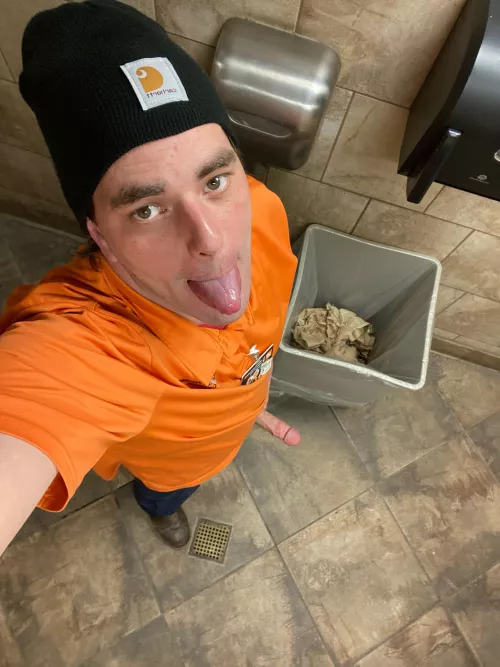 Free use bathroom at thd