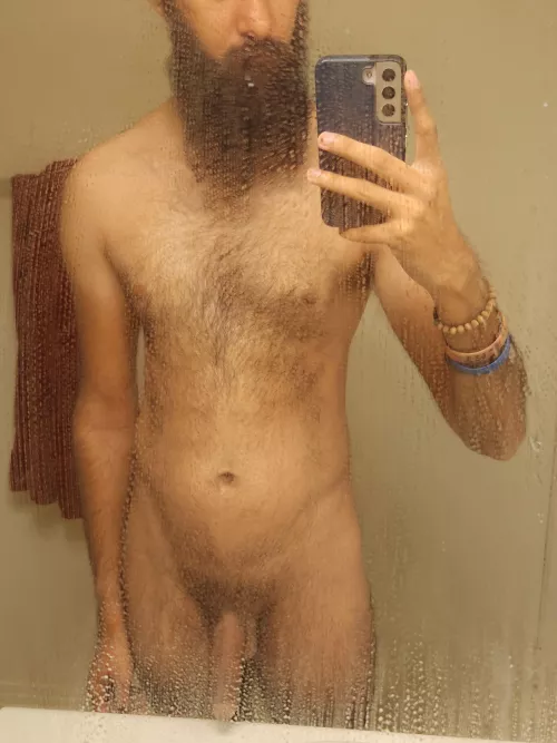 fresh out the shower anyone want to help get dirty in Socal