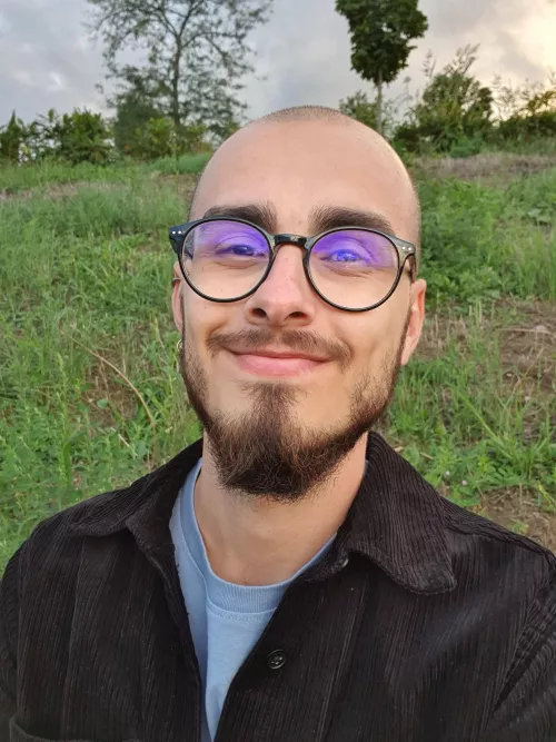 haven't posted here in a long time. hope you rest these holidays. ciao!